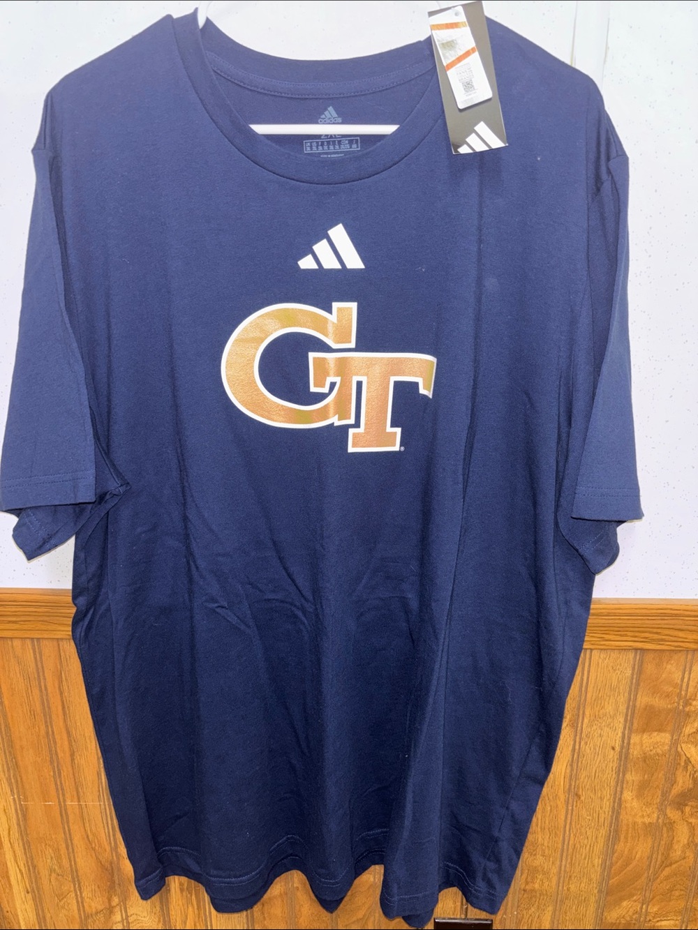 adidas - Men’s GT (Georgia Tech) Logo Tee (size XXL) -NWT